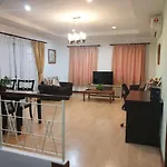 5 Twenty Ampang Hilir Pensión