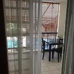 5 Twenty Ampang Hilir Pensión