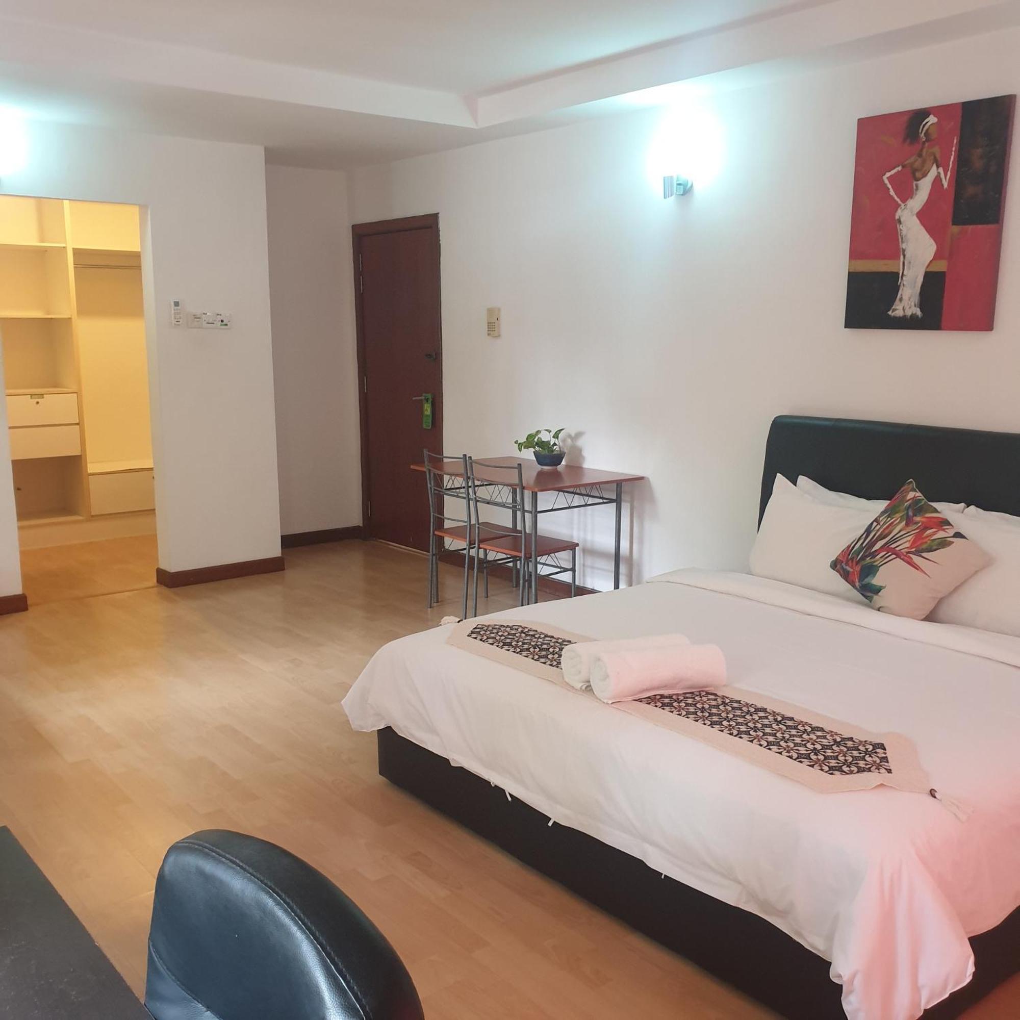 Pensión 5 Twenty Ampang Hilir 3*