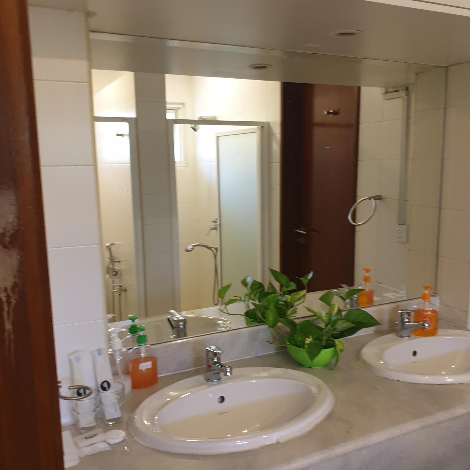 Pensión 5 Twenty Ampang Hilir Kuala Lumpur